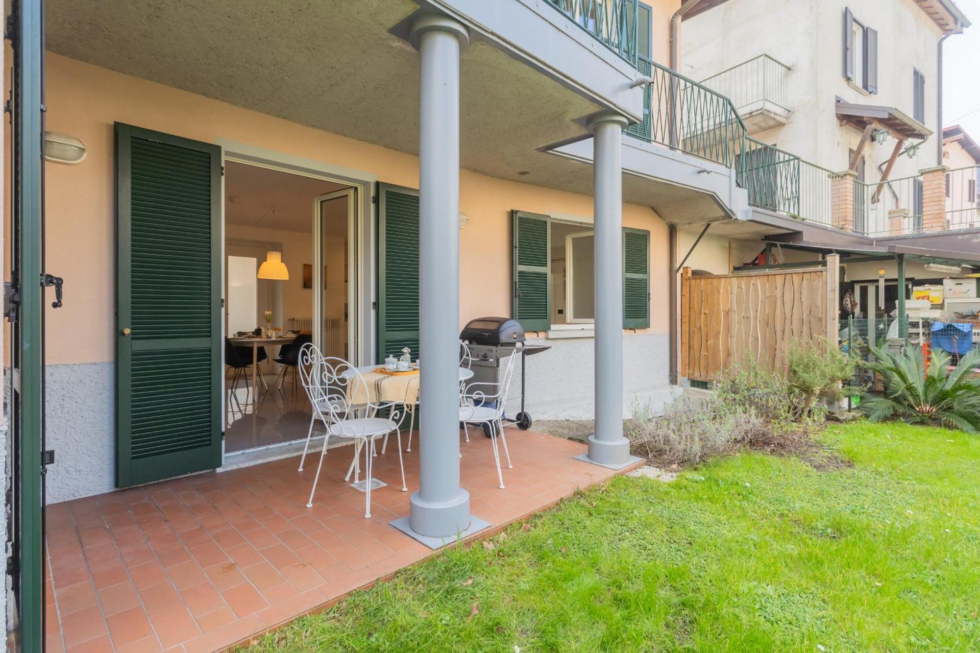 Ponente Balcony & Garden By Rent All Como Gravedona Exterior photo