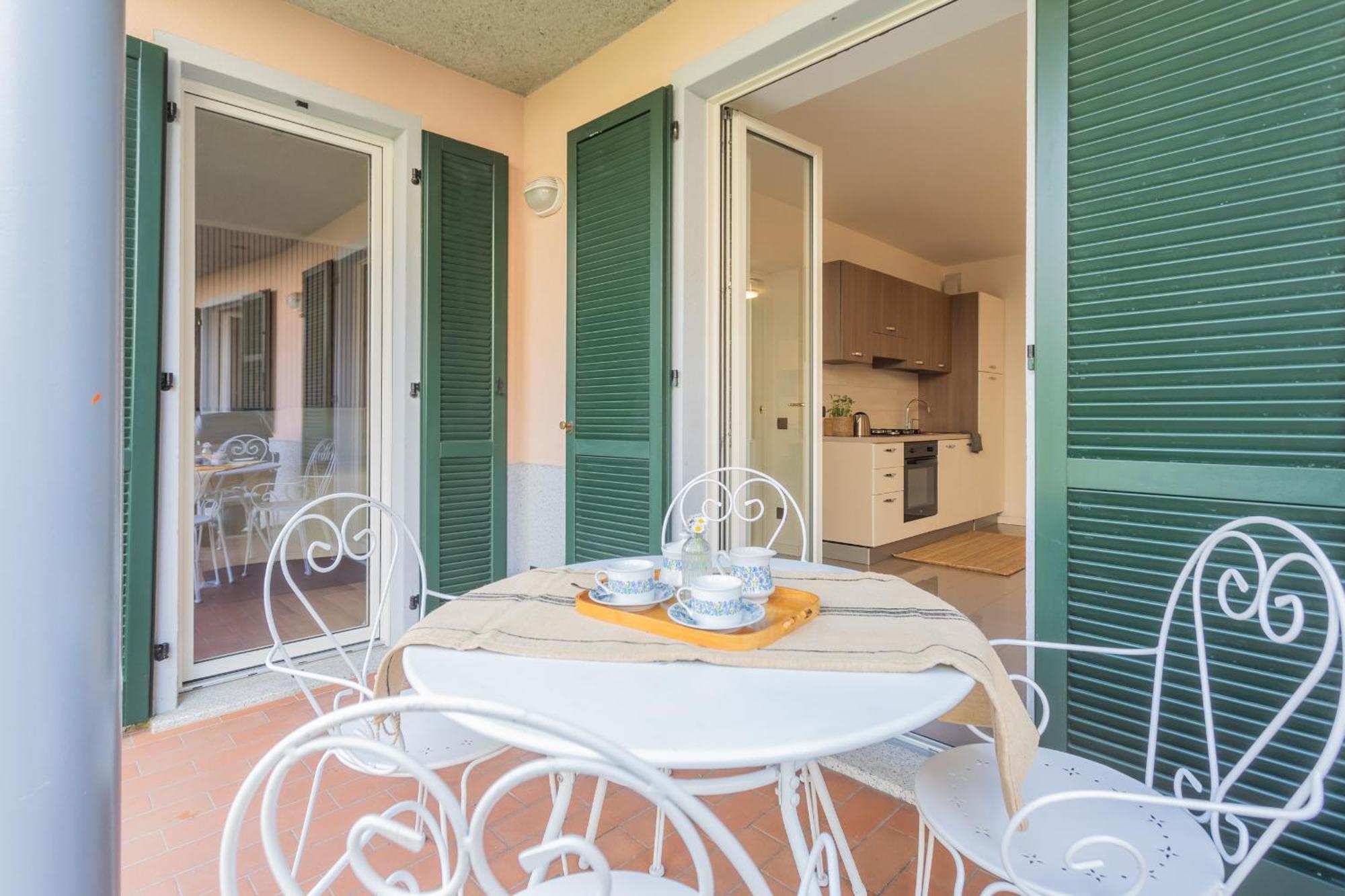 Ponente Balcony & Garden By Rent All Como Gravedona Exterior photo